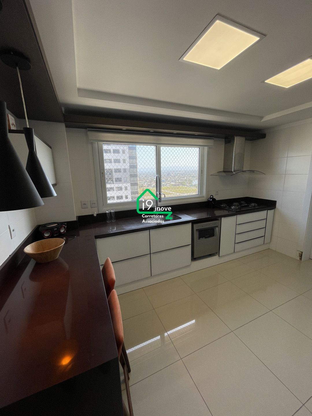 Apartamento à venda com 4 quartos, 249m² - Foto 30