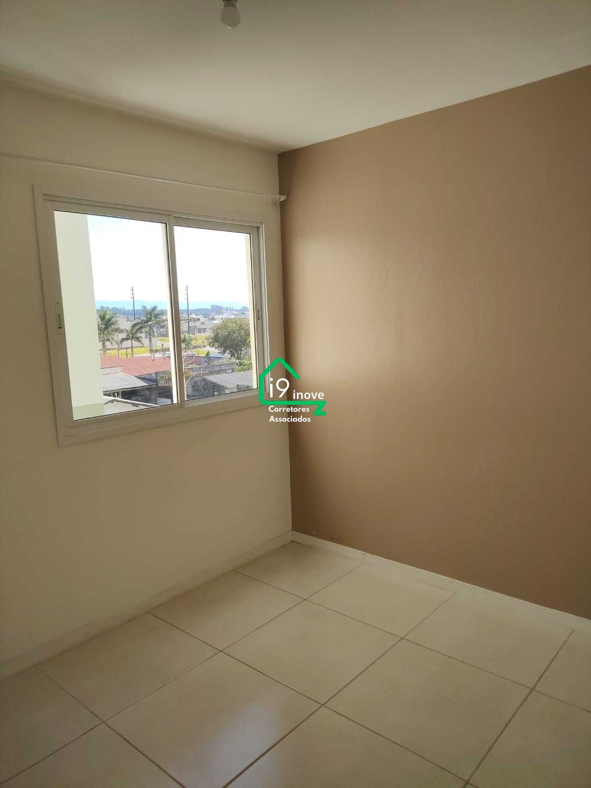 Apartamento à venda com 3 quartos, 84m² - Foto 11