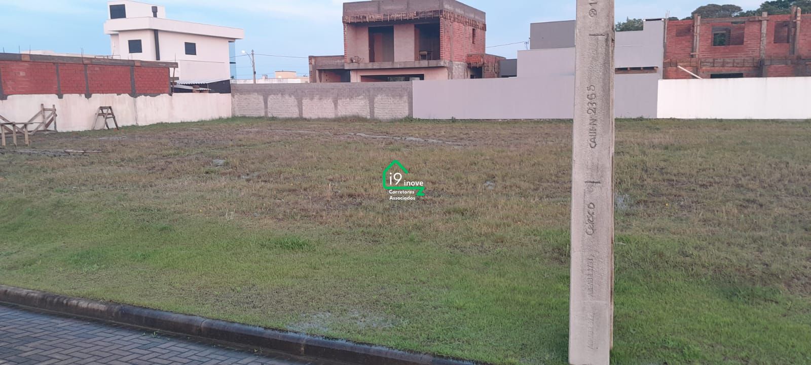 Terreno, 300 m² - Foto 3