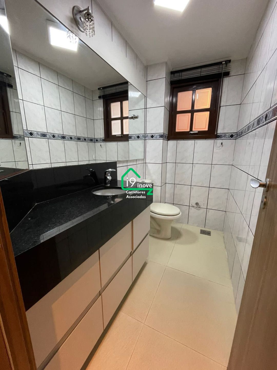 Apartamento à venda com 4 quartos, 260m² - Foto 21