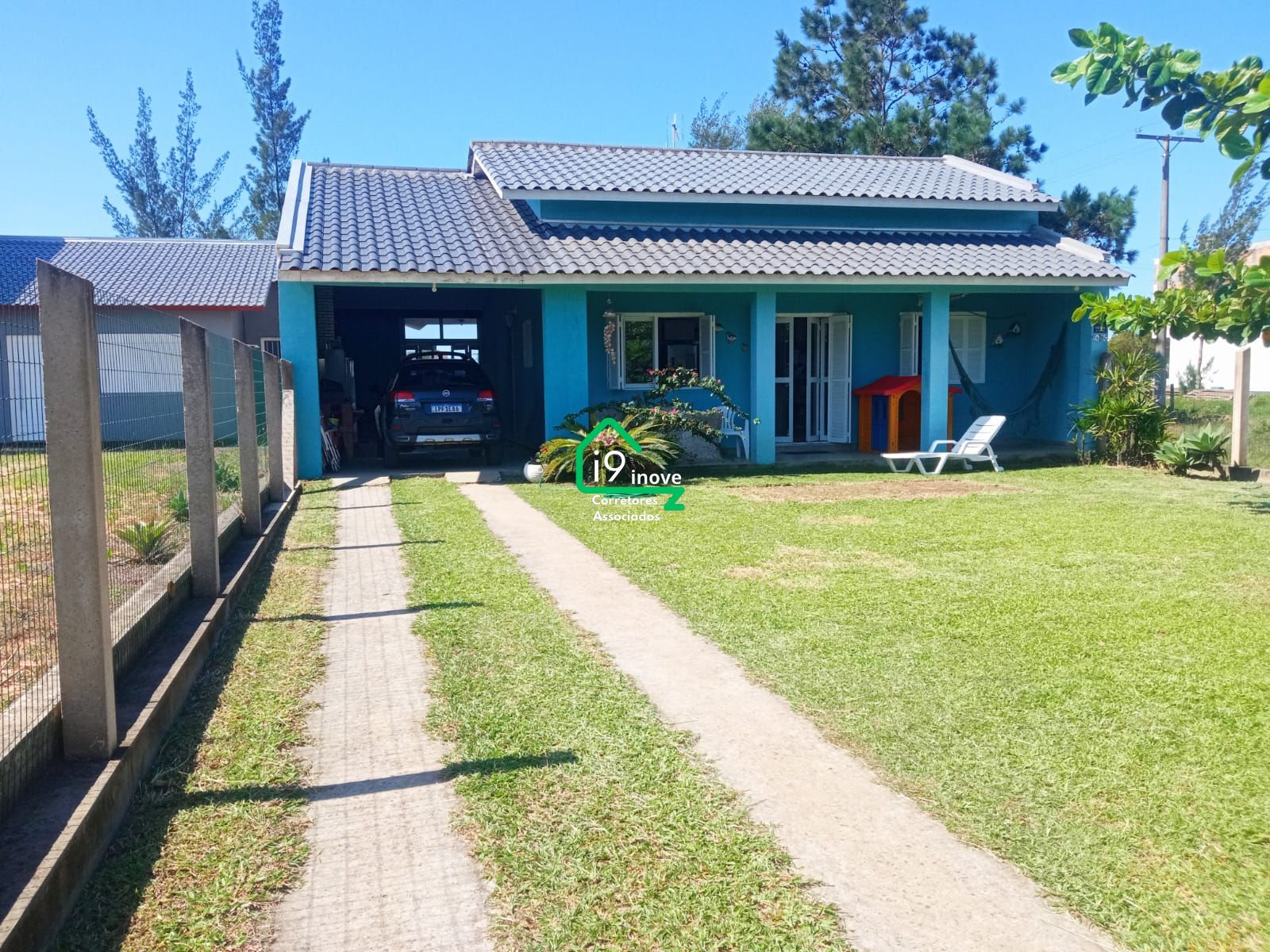 Casa à venda com 2 quartos, 100m² - Foto 3