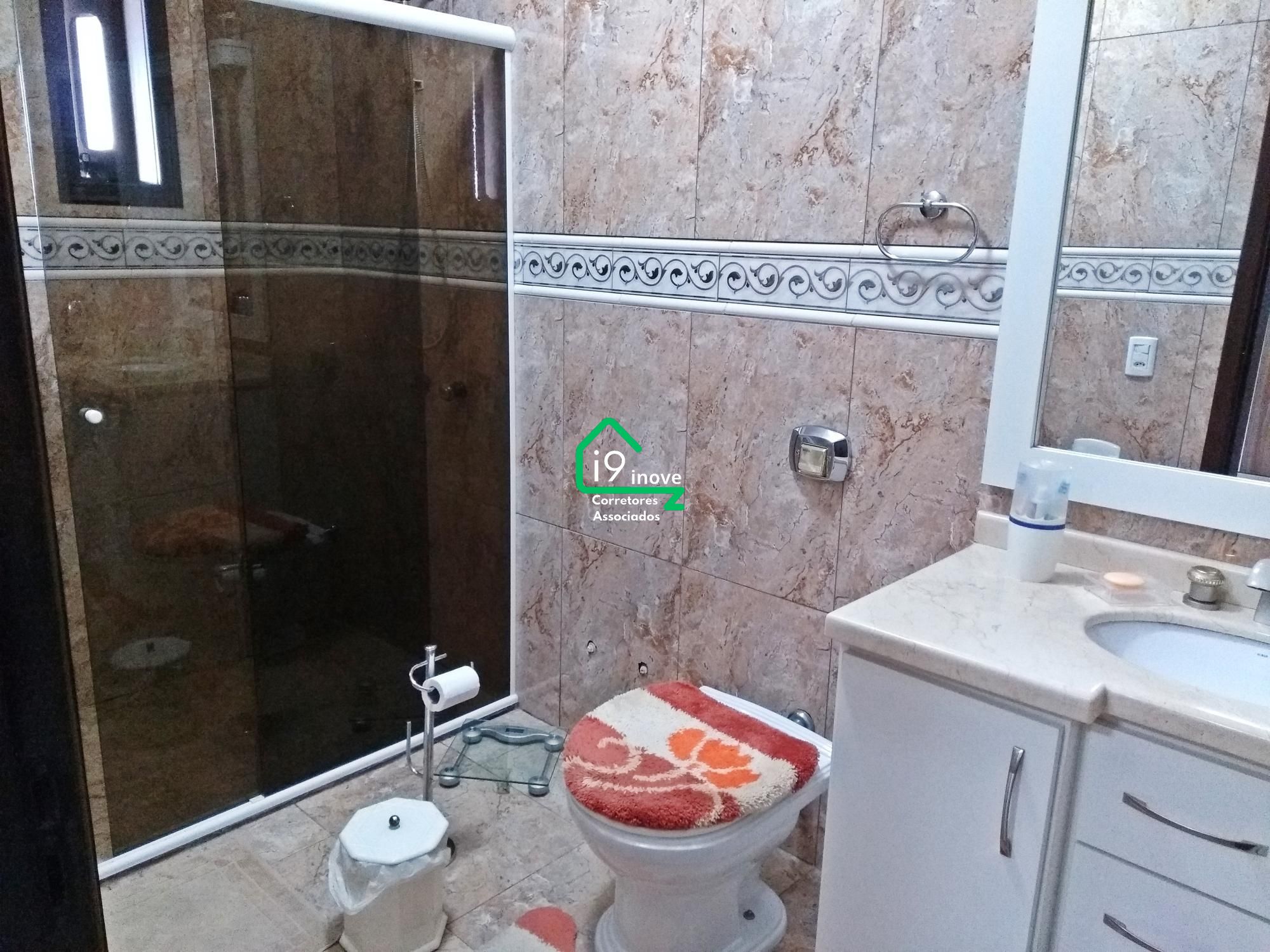 Casa à venda com 4 quartos, 300m² - Foto 10