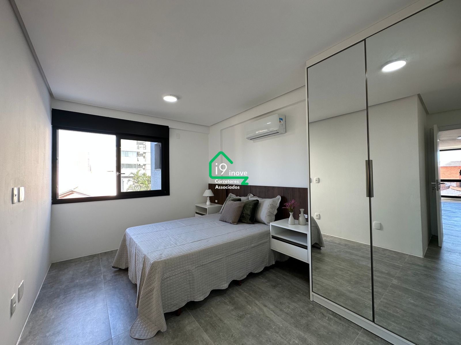 Apartamento à venda com 3 quartos, 176m² - Foto 23