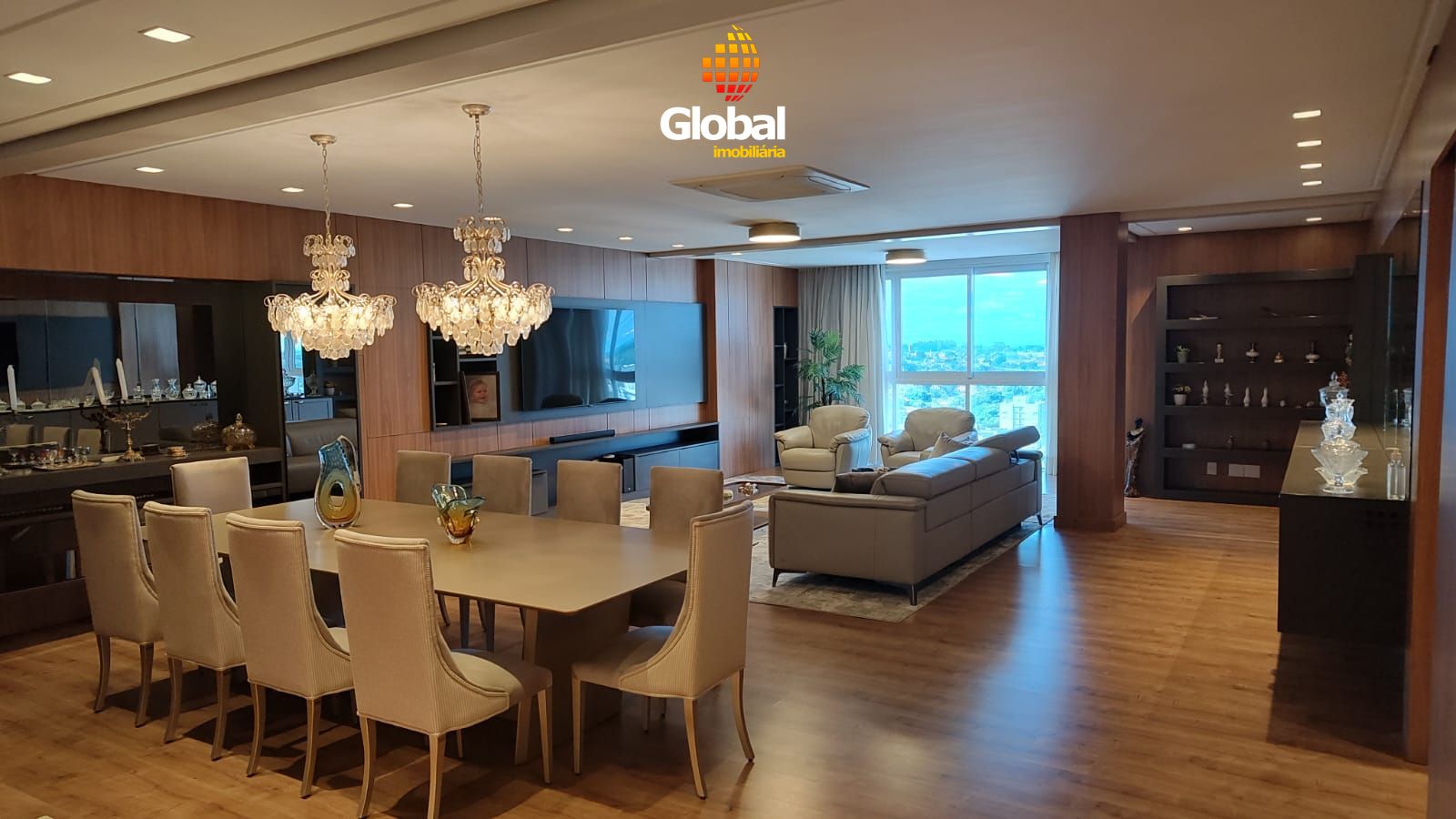 Cobertura-duplex de Luxo, mobiliada no mais alto padrão!