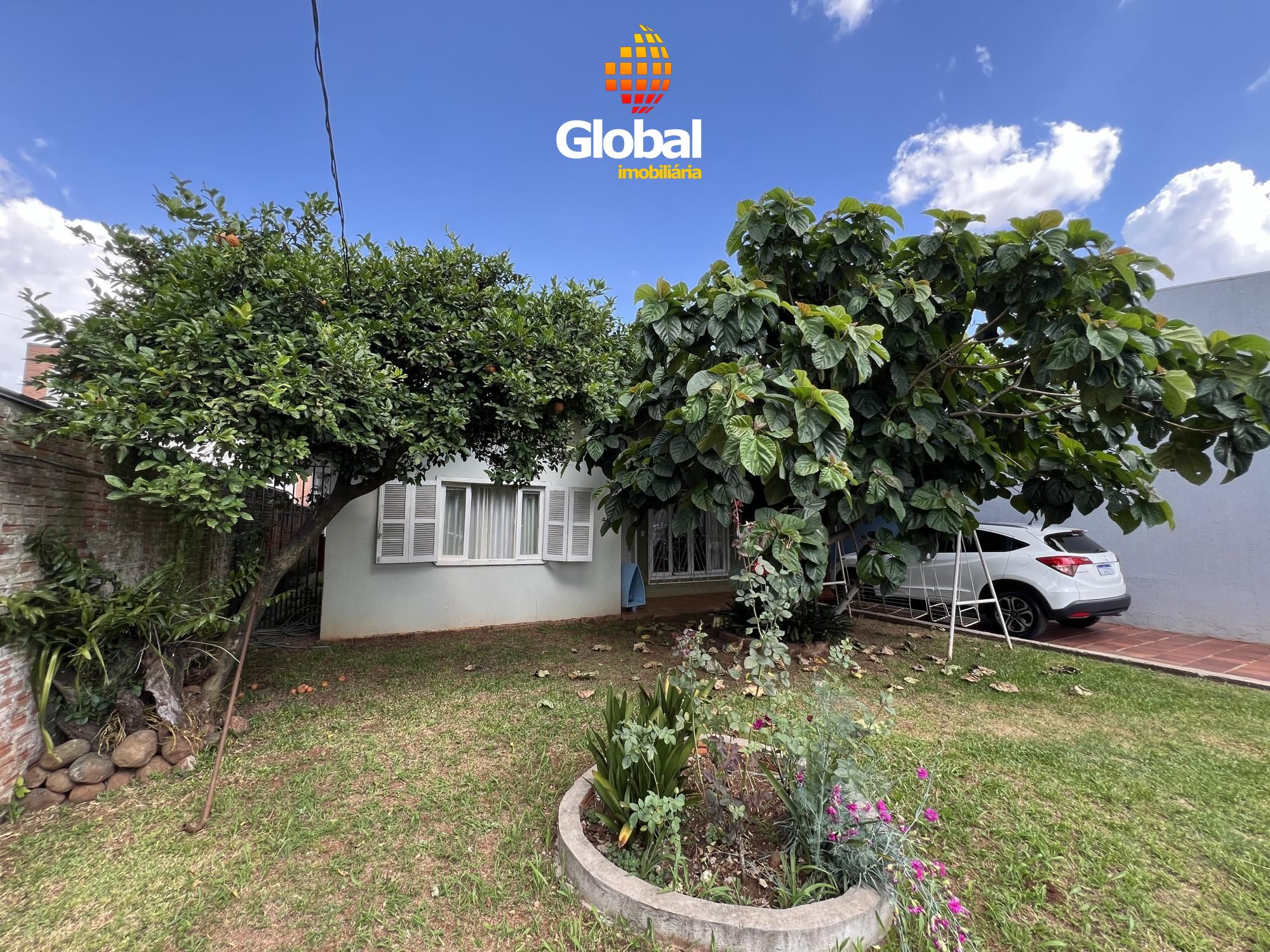 Casa residencial ou comercial! Imóvel amplo e aconchegante!