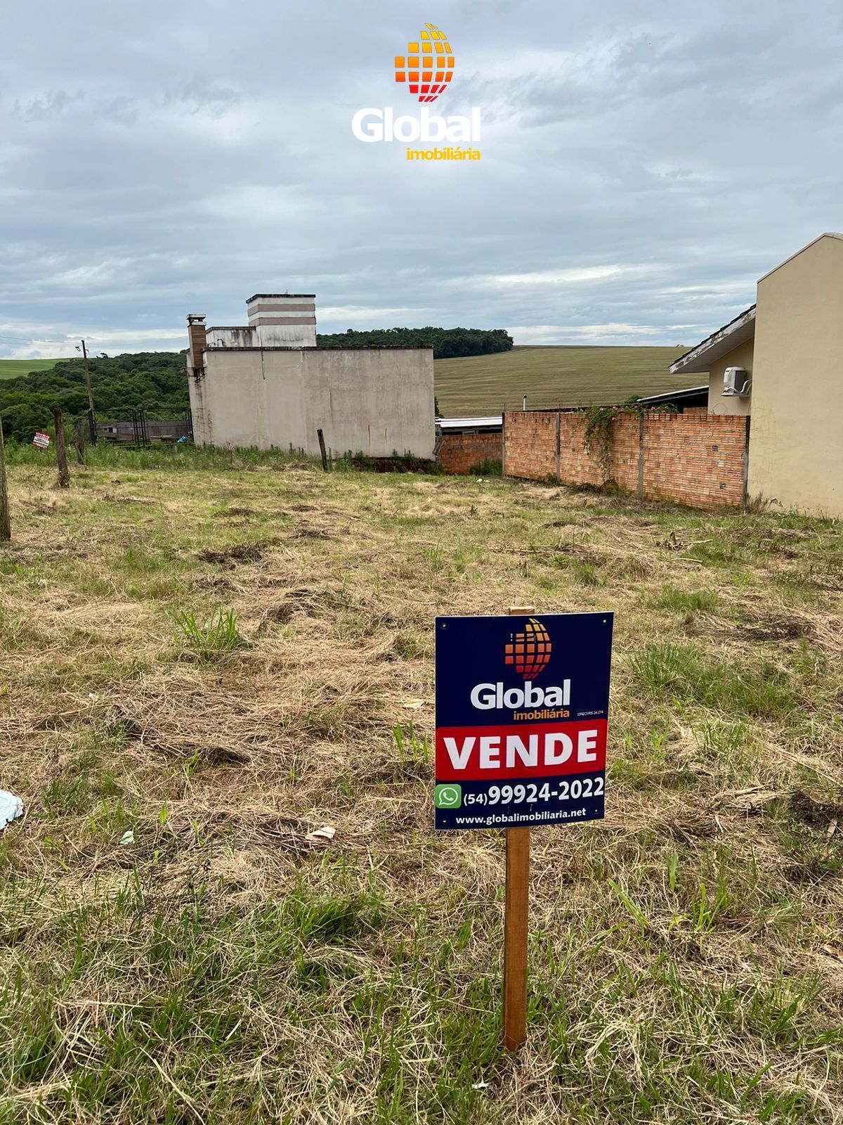 Excelente terreno no bairro Medianeira, ótimo para projeto e construção residenc