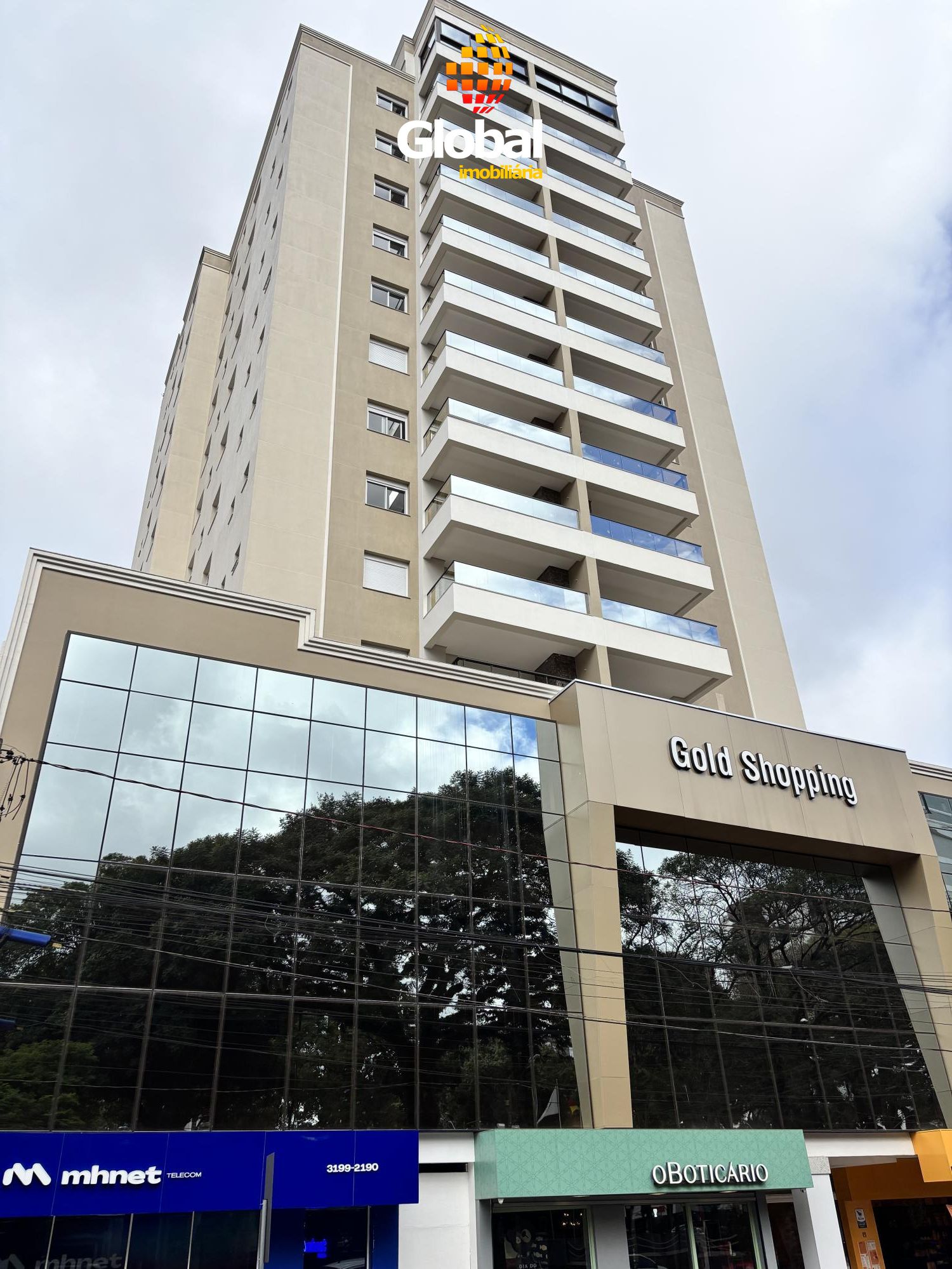 Gold Shopping: 3 Suites no coração de Carazinho