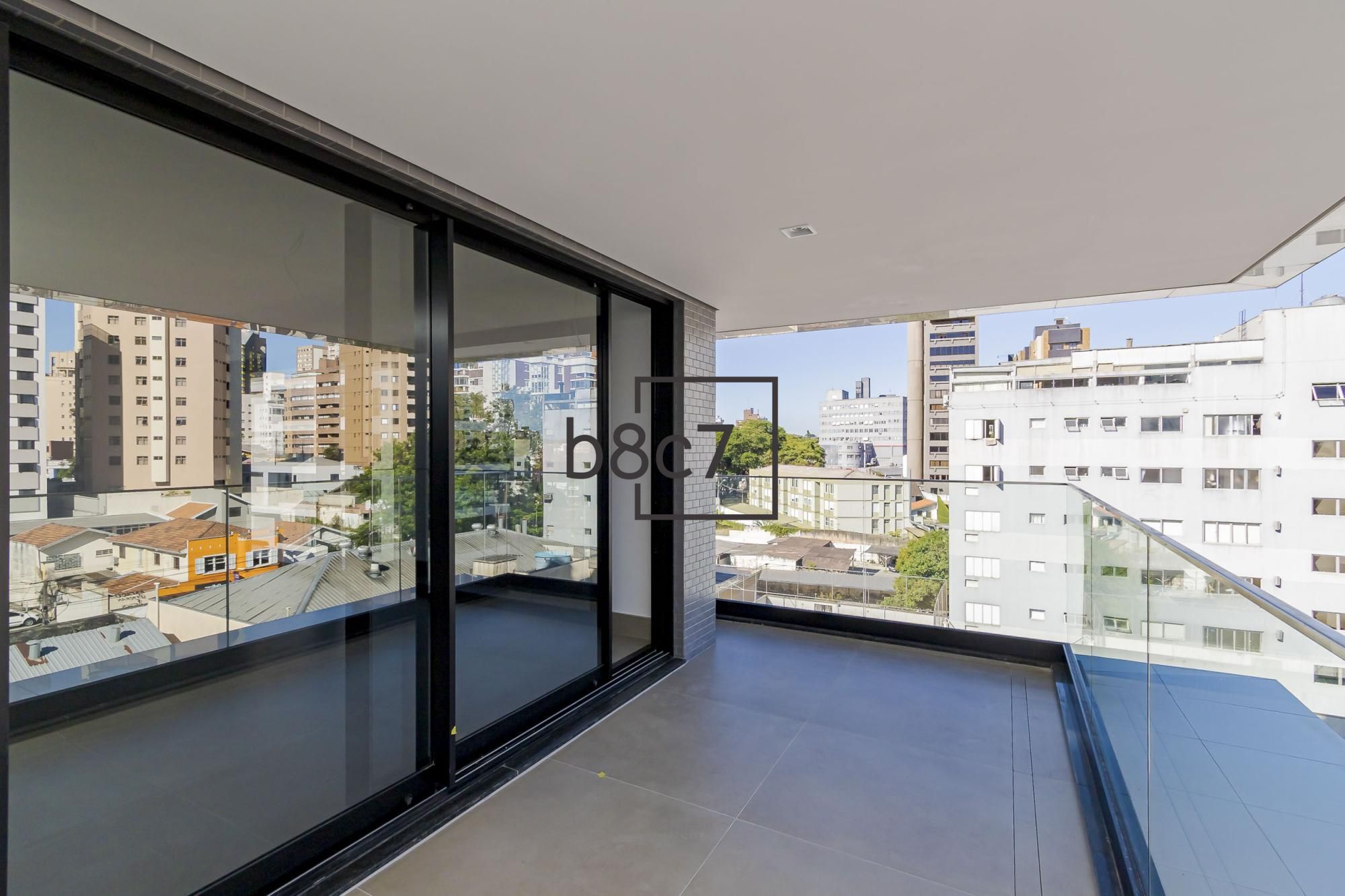 Apartamento à venda com 3 quartos, 107m² - Foto 11