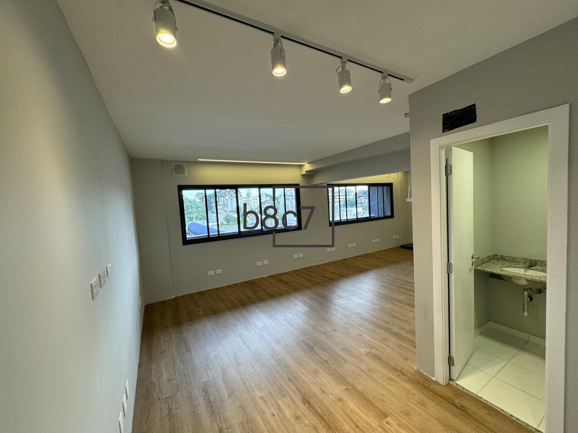 Conjunto Comercial-Sala à venda e aluguel com 1 quarto, 54m² - Foto 12