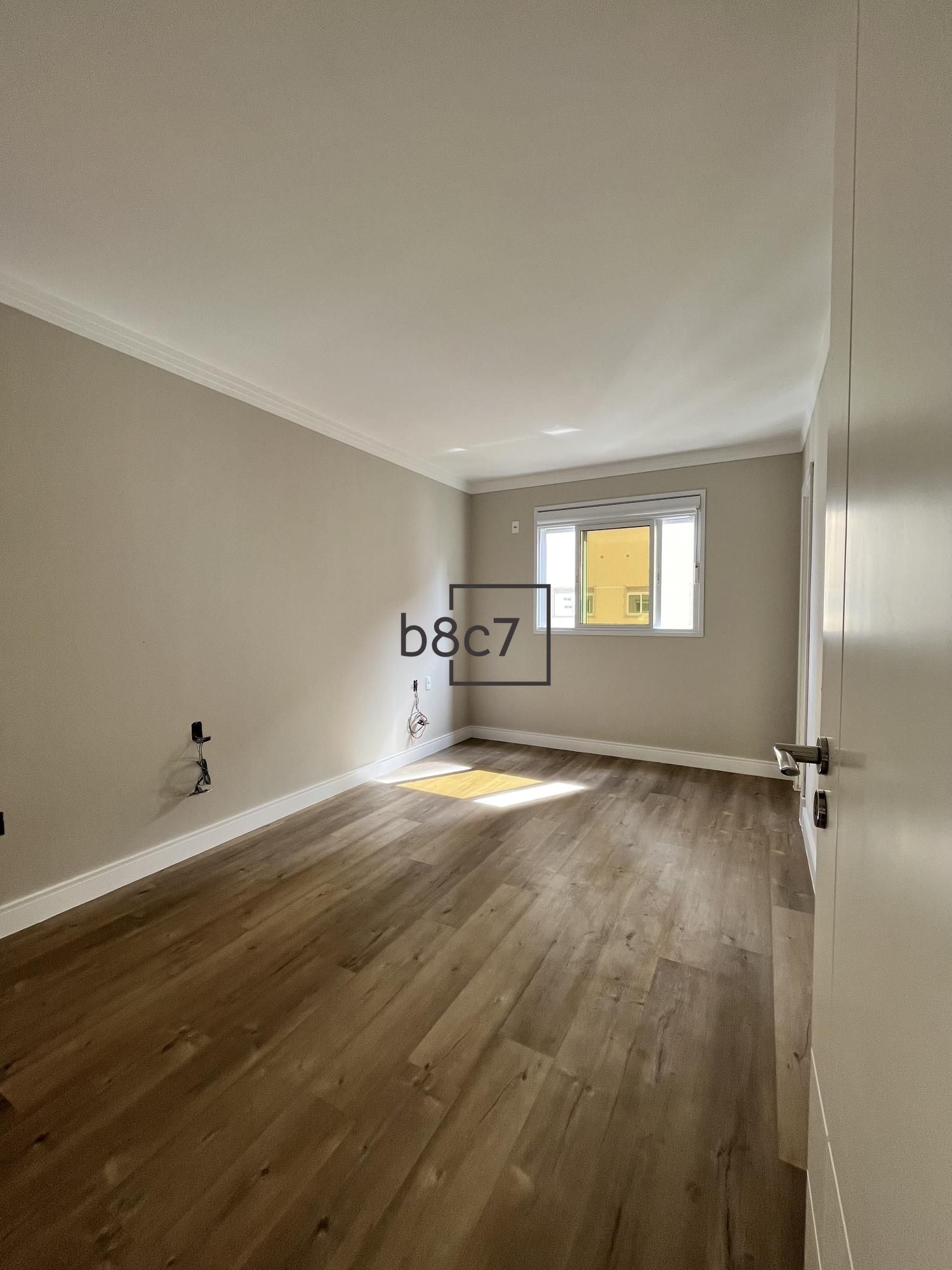 Apartamento à venda com 3 quartos, 137m² - Foto 11