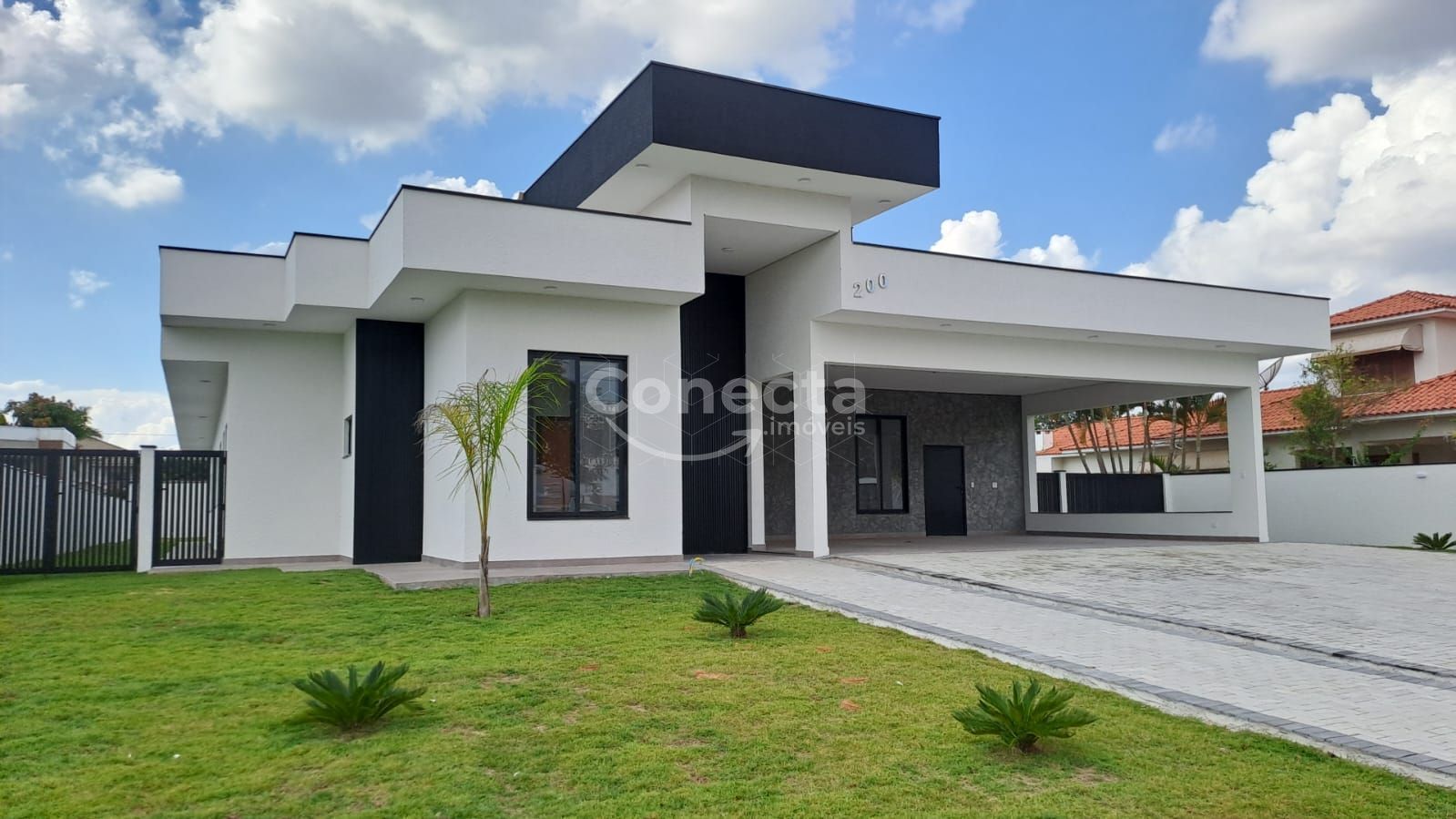 Casa de Condomínio à venda com 4 quartos, 470m² - Foto 2