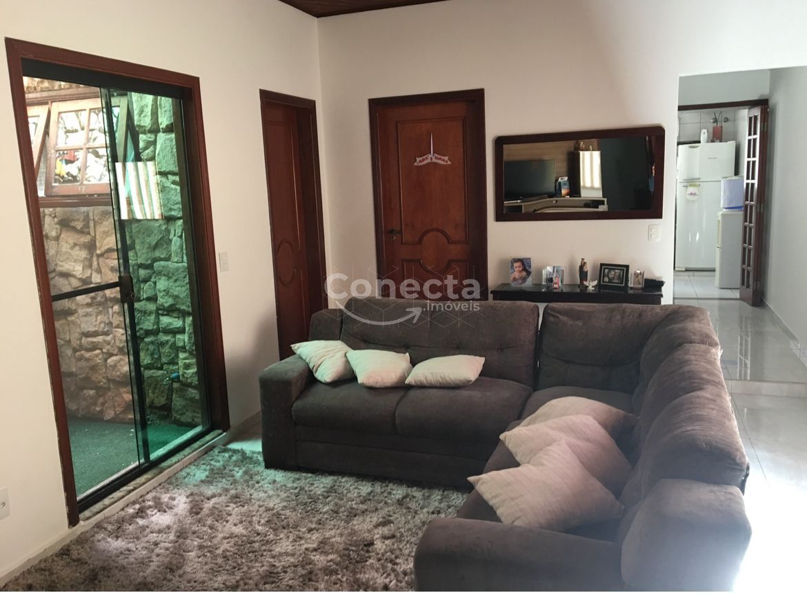 Casa à venda com 2 quartos, 122m² - Foto 3