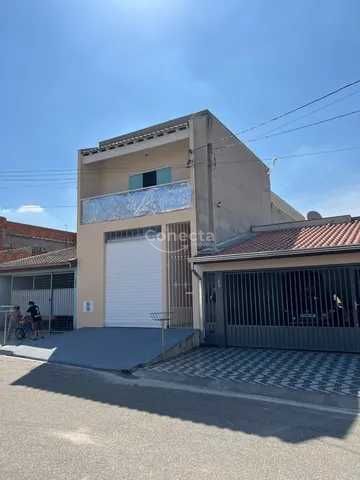 Prédio Inteiro à venda com 3 quartos, 250m² - Foto 1