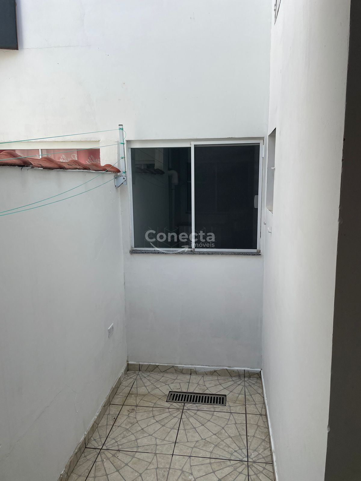 Casa à venda com 2 quartos, 55m² - Foto 18