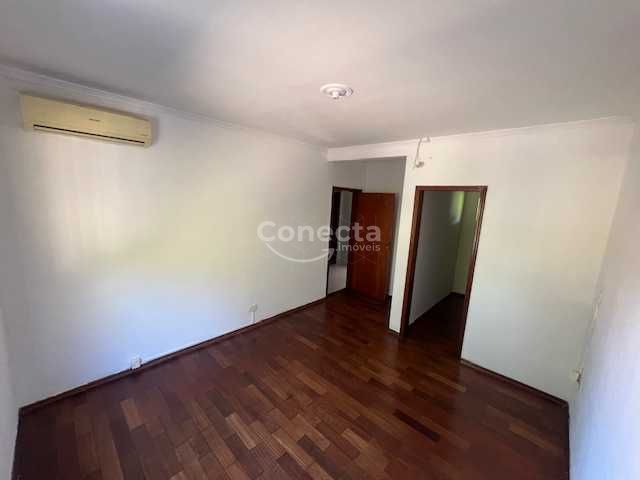 Casa para alugar com 5 quartos, 330m² - Foto 14