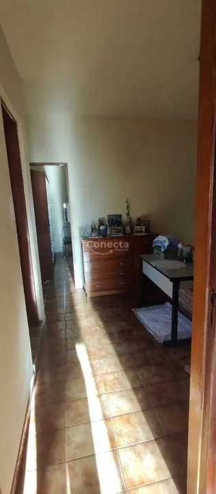 Casa à venda com 4 quartos, 155m² - Foto 16