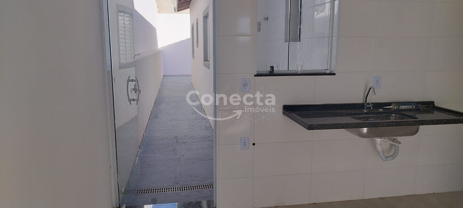 Casa à venda com 2 quartos, 67m² - Foto 7