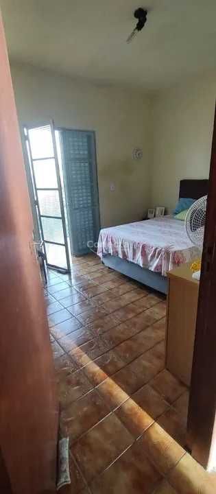 Casa à venda com 4 quartos, 155m² - Foto 18