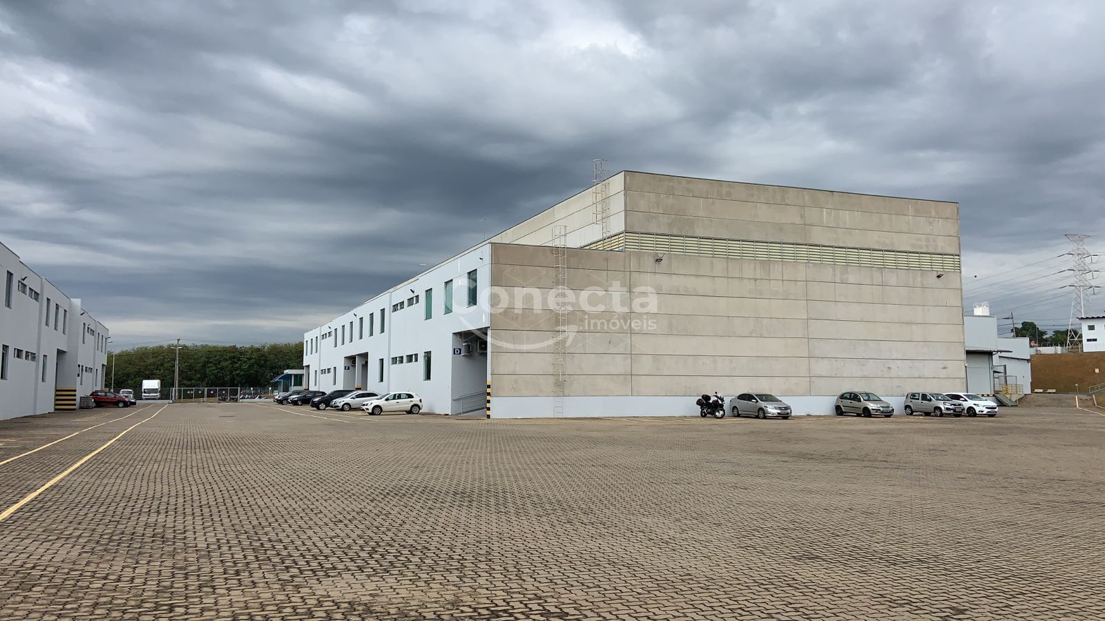 Depósito-Galpão-Armazém para alugar, 914m² - Foto 1