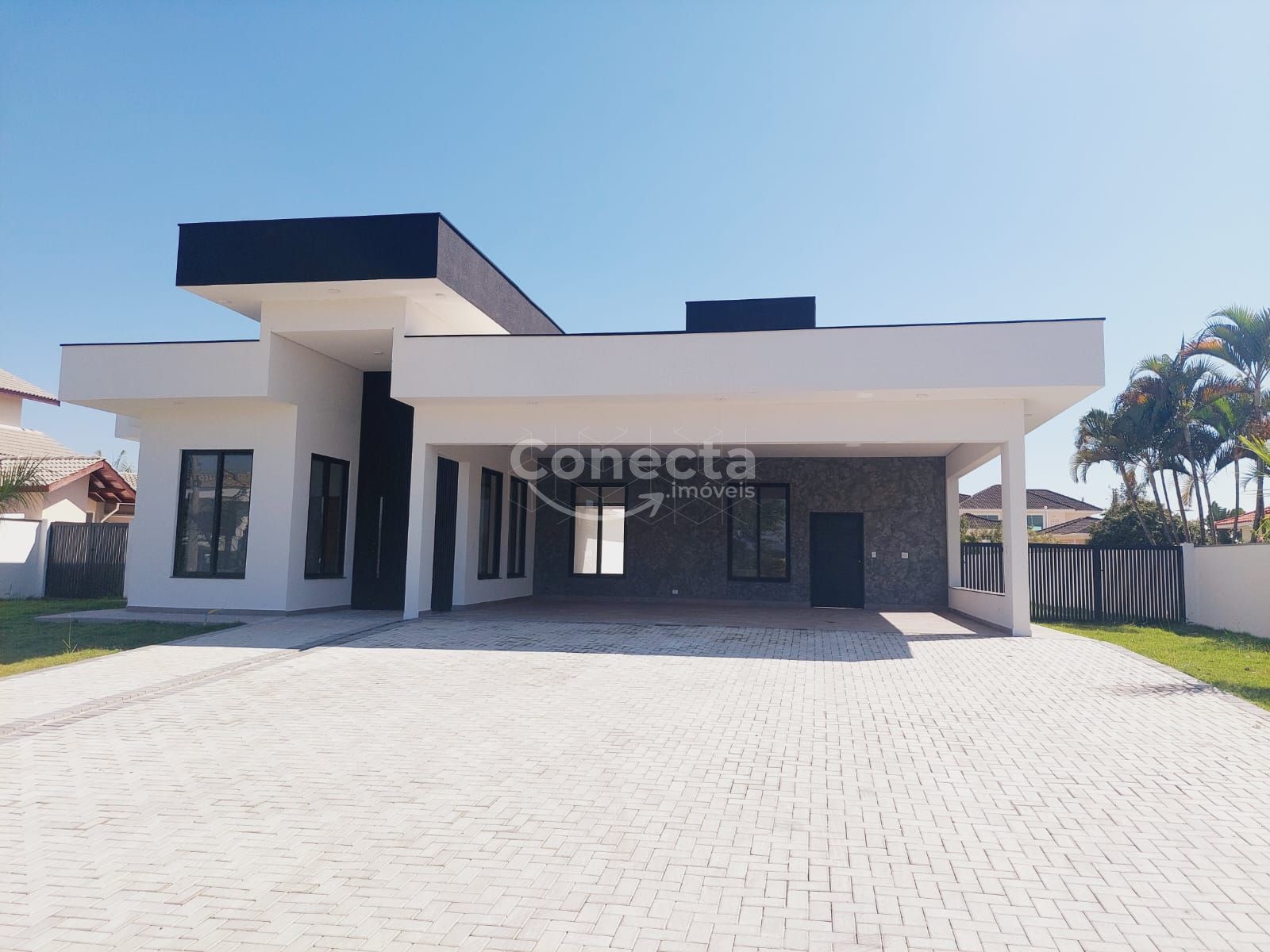 Casa de Condomínio à venda com 4 quartos, 470m² - Foto 3