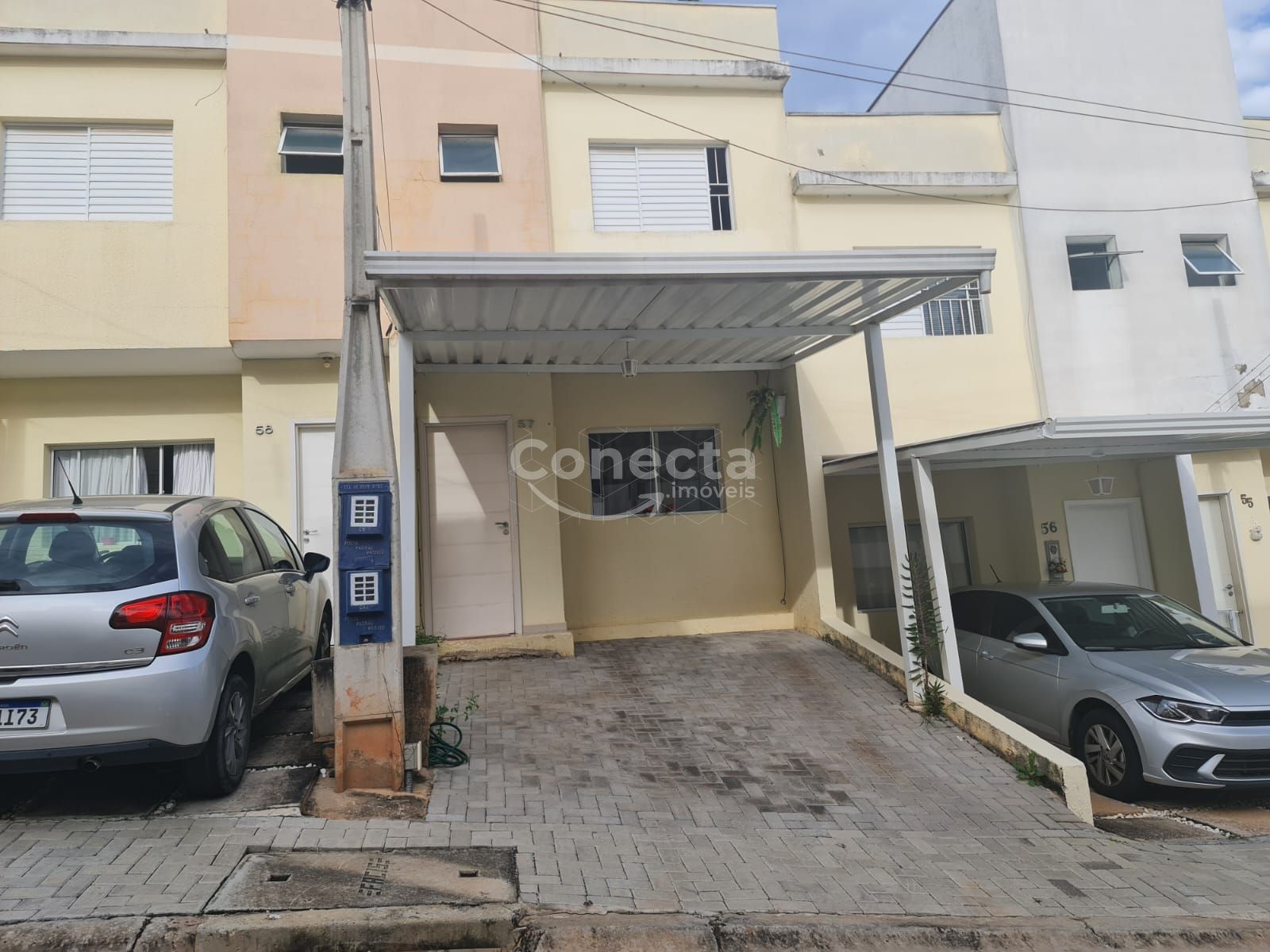 Casa de Condomínio à venda com 2 quartos, 75m² - Foto 1