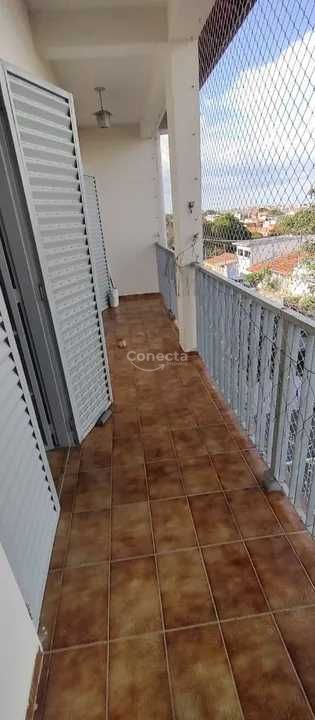 Casa à venda com 4 quartos, 155m² - Foto 2