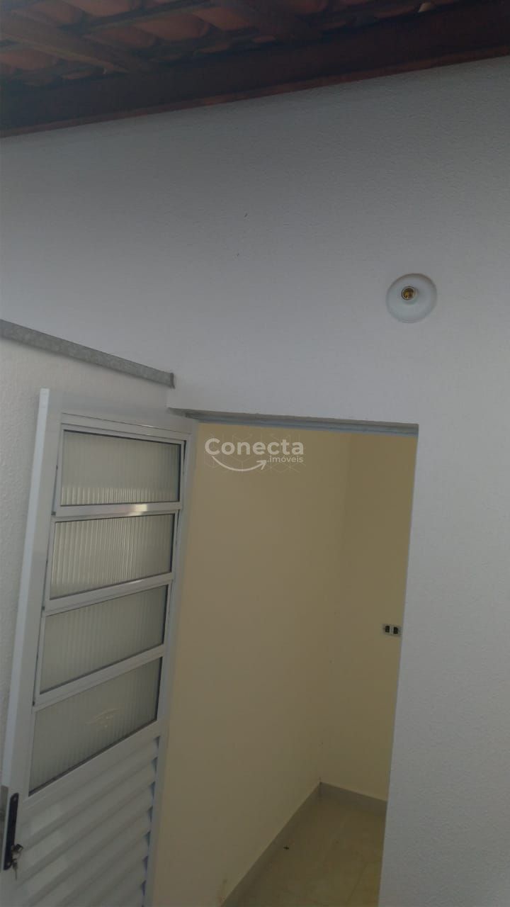 Casa à venda com 2 quartos, 51m² - Foto 6