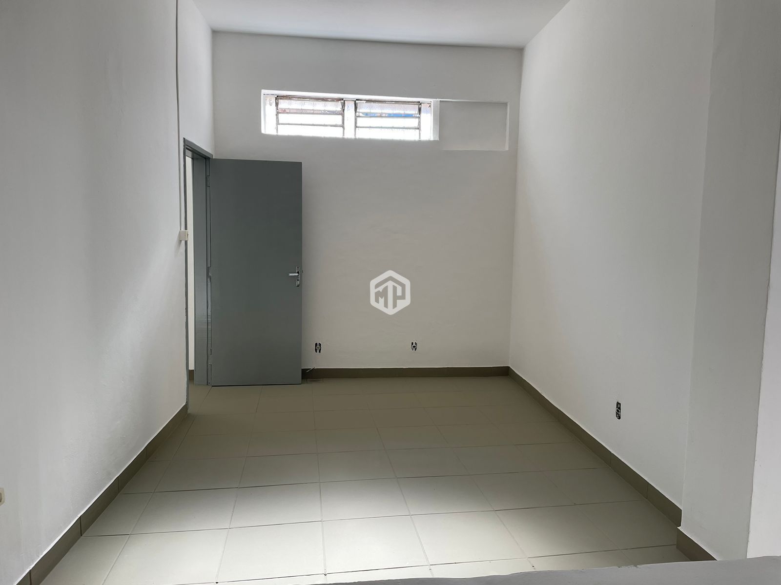 Conjunto Comercial-Sala para alugar com 1 quarto, 128m² - Foto 11