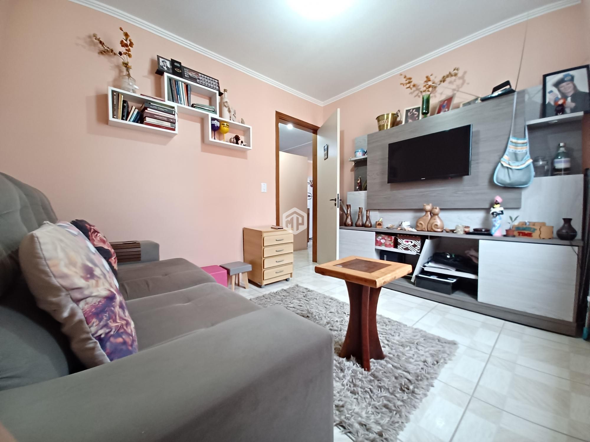 Apartamento à venda com 2 quartos, 38m² - Foto 2