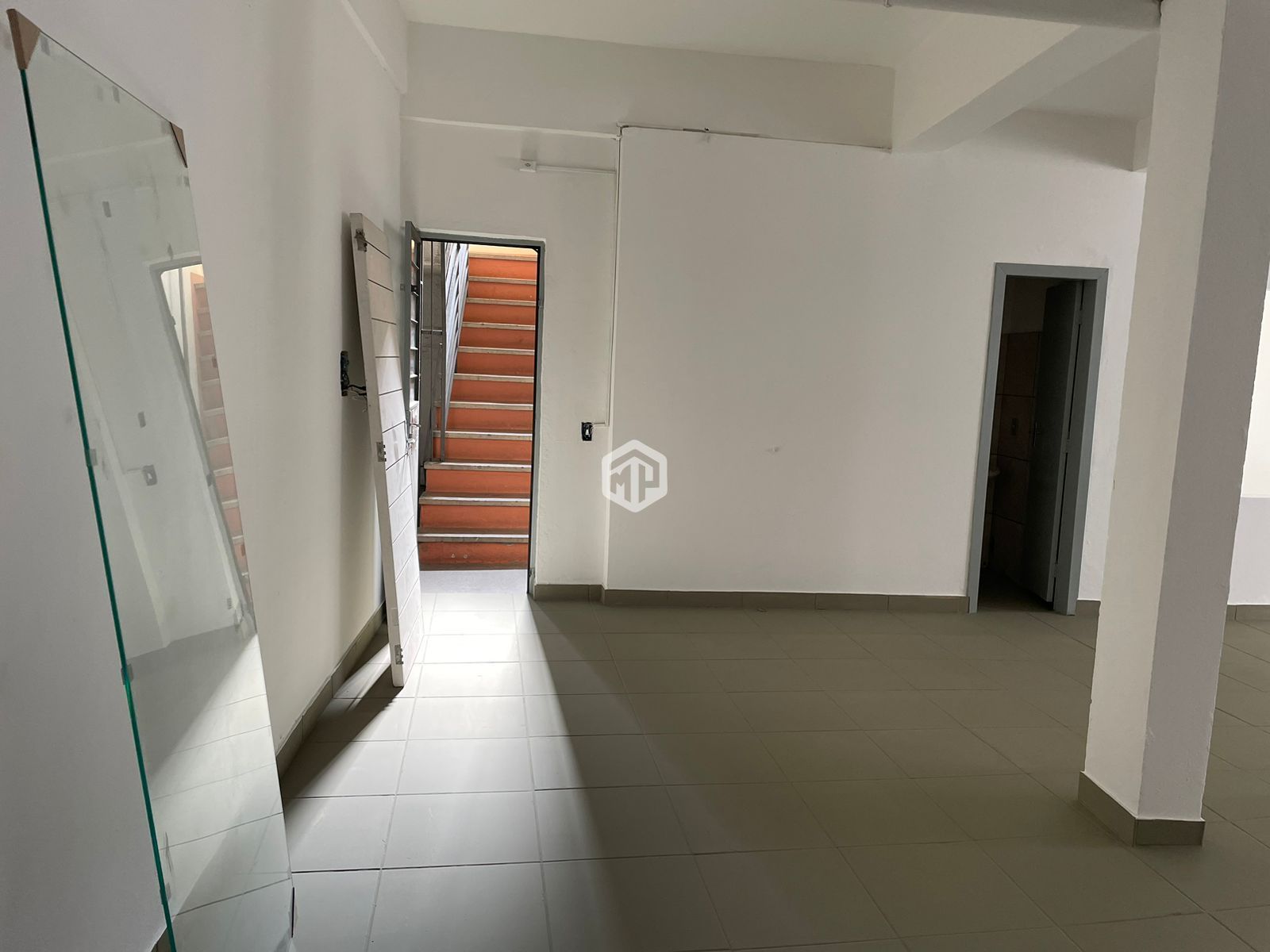 Conjunto Comercial-Sala à venda com 1 quarto, 128m² - Foto 8