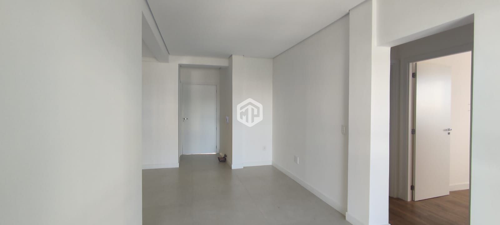 Apartamento à venda com 2 quartos, 76m² - Foto 3