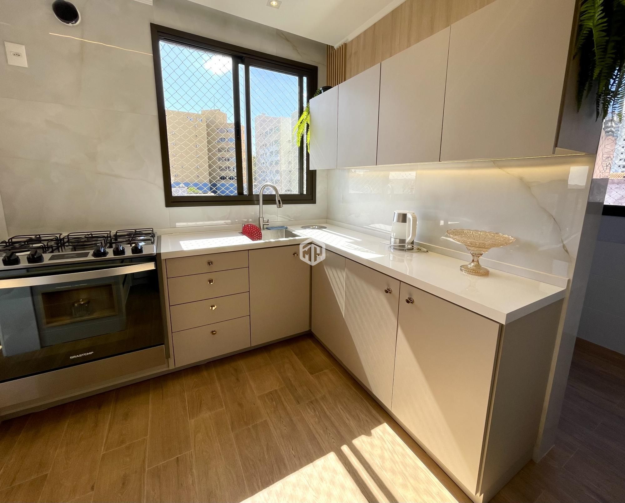 Apartamento à venda com 3 quartos, 110m² - Foto 9