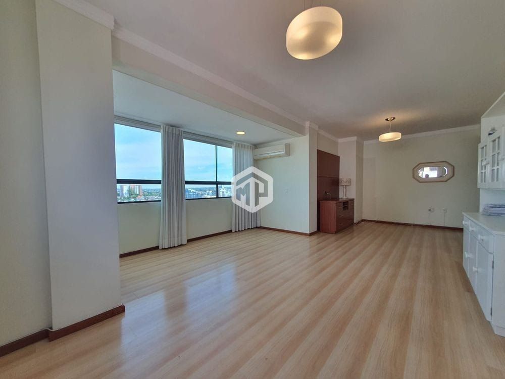 Apartamento de 3 quartos, 126m² no bairro Nossa Senhora de Fátima, em Santa Maria | Eu Corretor