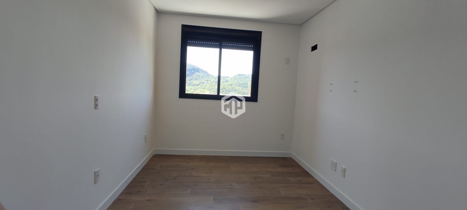 Apartamento à venda com 2 quartos, 76m² - Foto 9