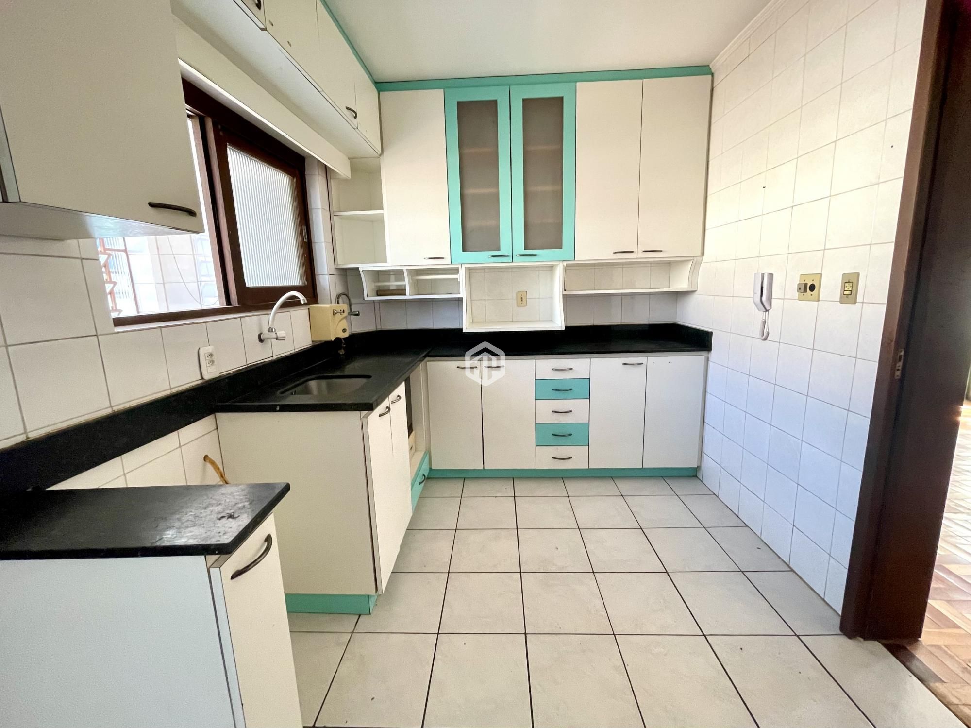 Apartamento de 3 quartos, 95m² no bairro Camobi, em Santa Maria | Eu Corretor