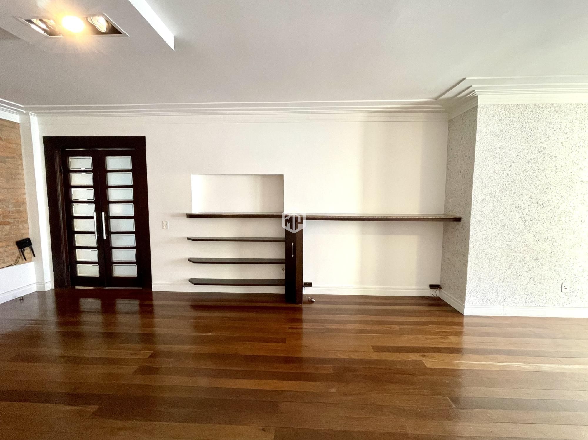 Apartamento à venda com 3 quartos, 178m² - Foto 7