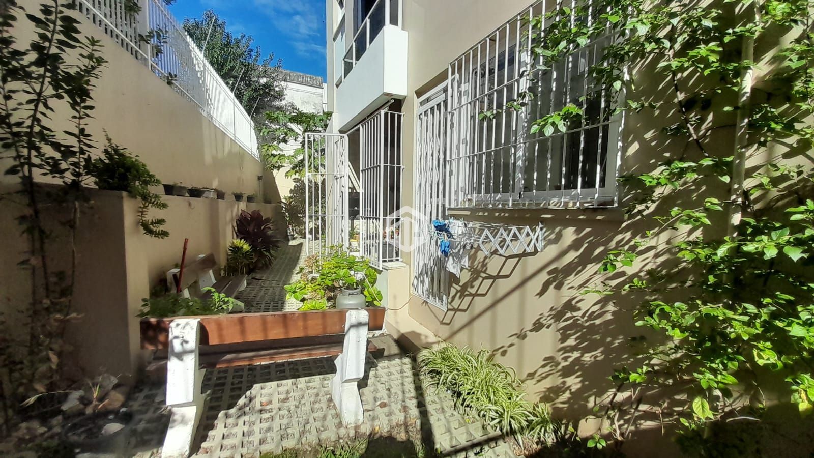 Apartamento à venda com 2 quartos, 78m² - Foto 15