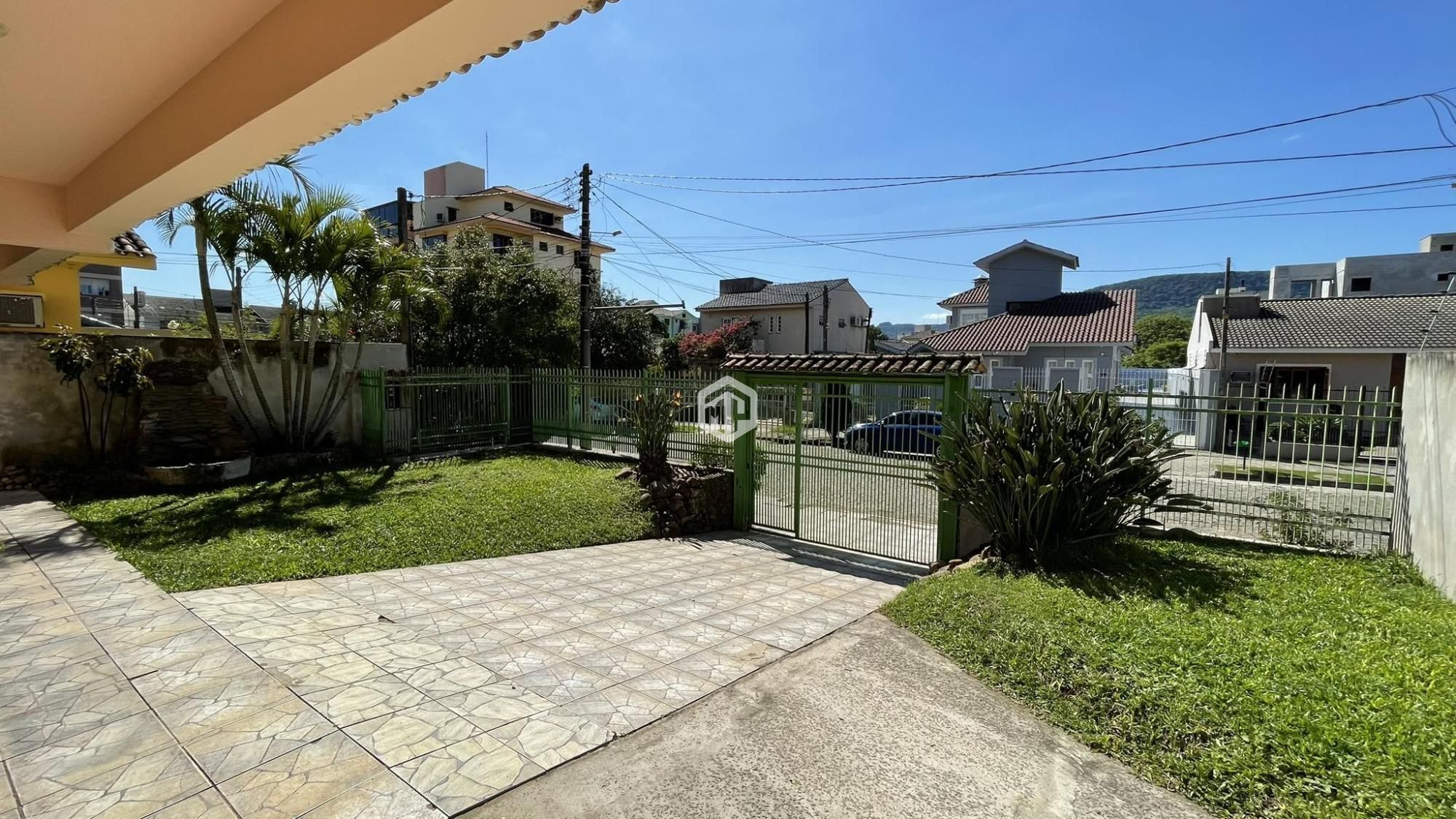 Casa de 4 quartos, 198m² no bairro Camobi, em Santa Maria | Eu Corretor