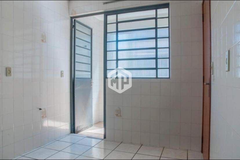 Apartamento à venda com 1 quarto, 43m² - Foto 8