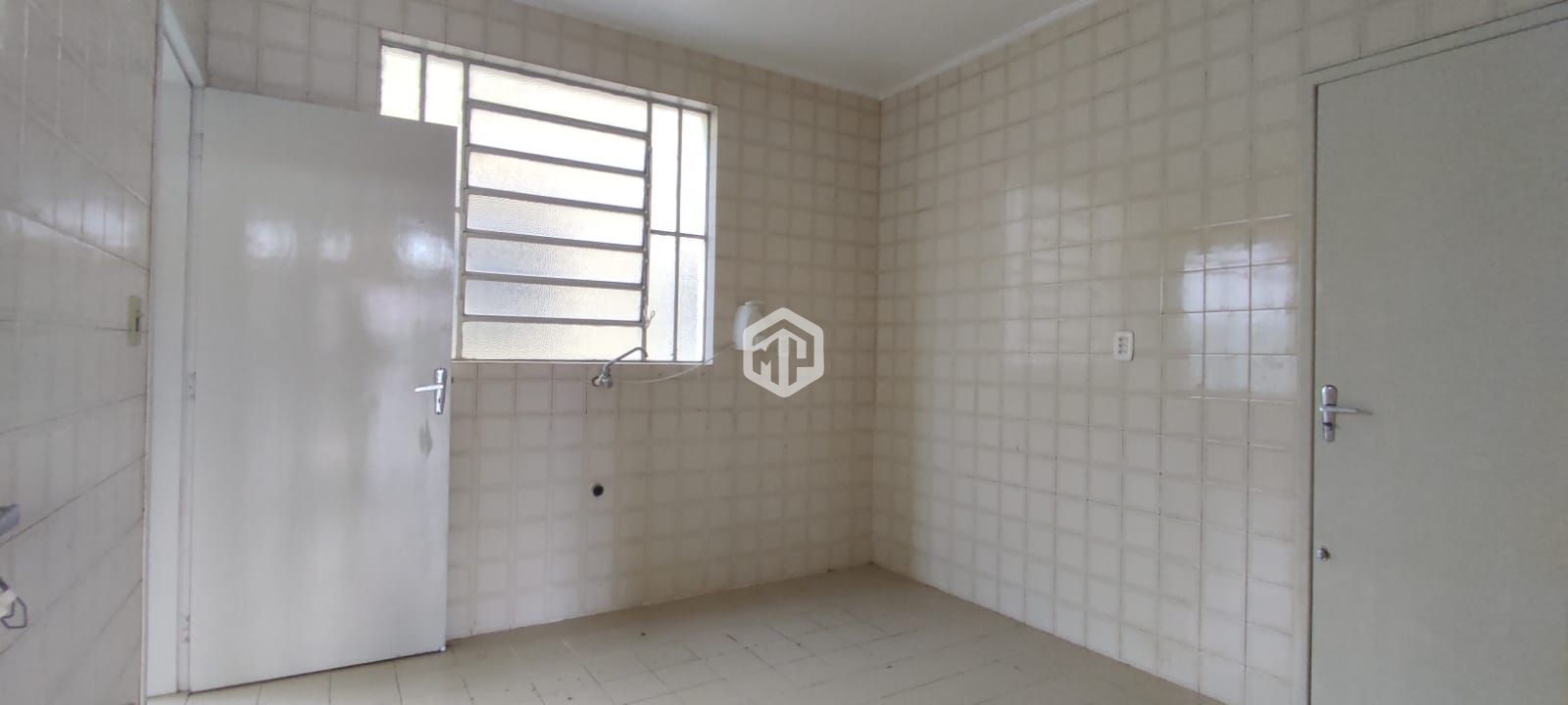 Apartamento à venda com 3 quartos, 92m² - Foto 4