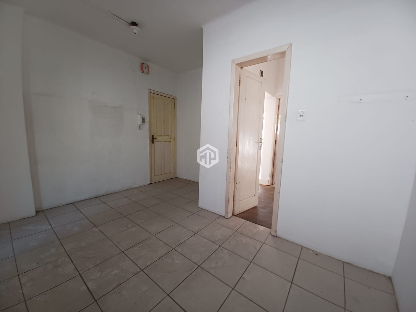 Apartamento à venda com 2 quartos, 77m² - Foto 5