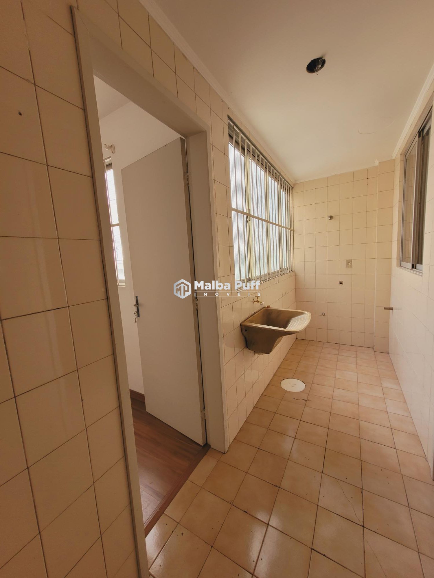 Apartamento à venda com 2 quartos, 87m² - Foto 7