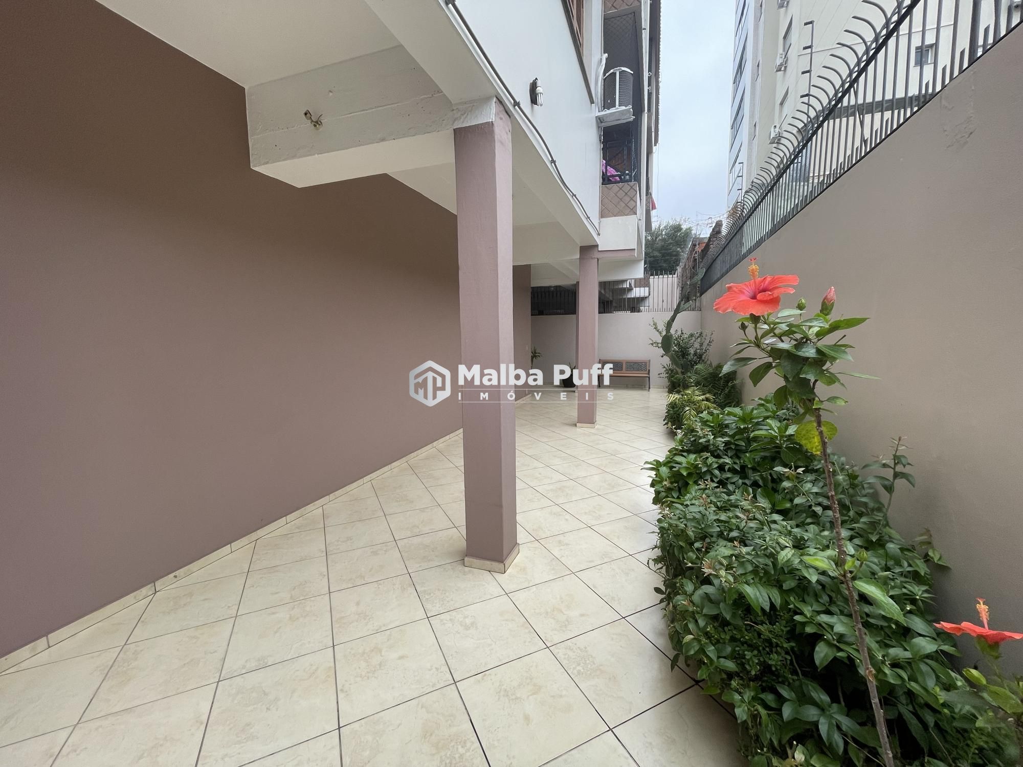 Apartamento à venda com 2 quartos, 71m² - Foto 3