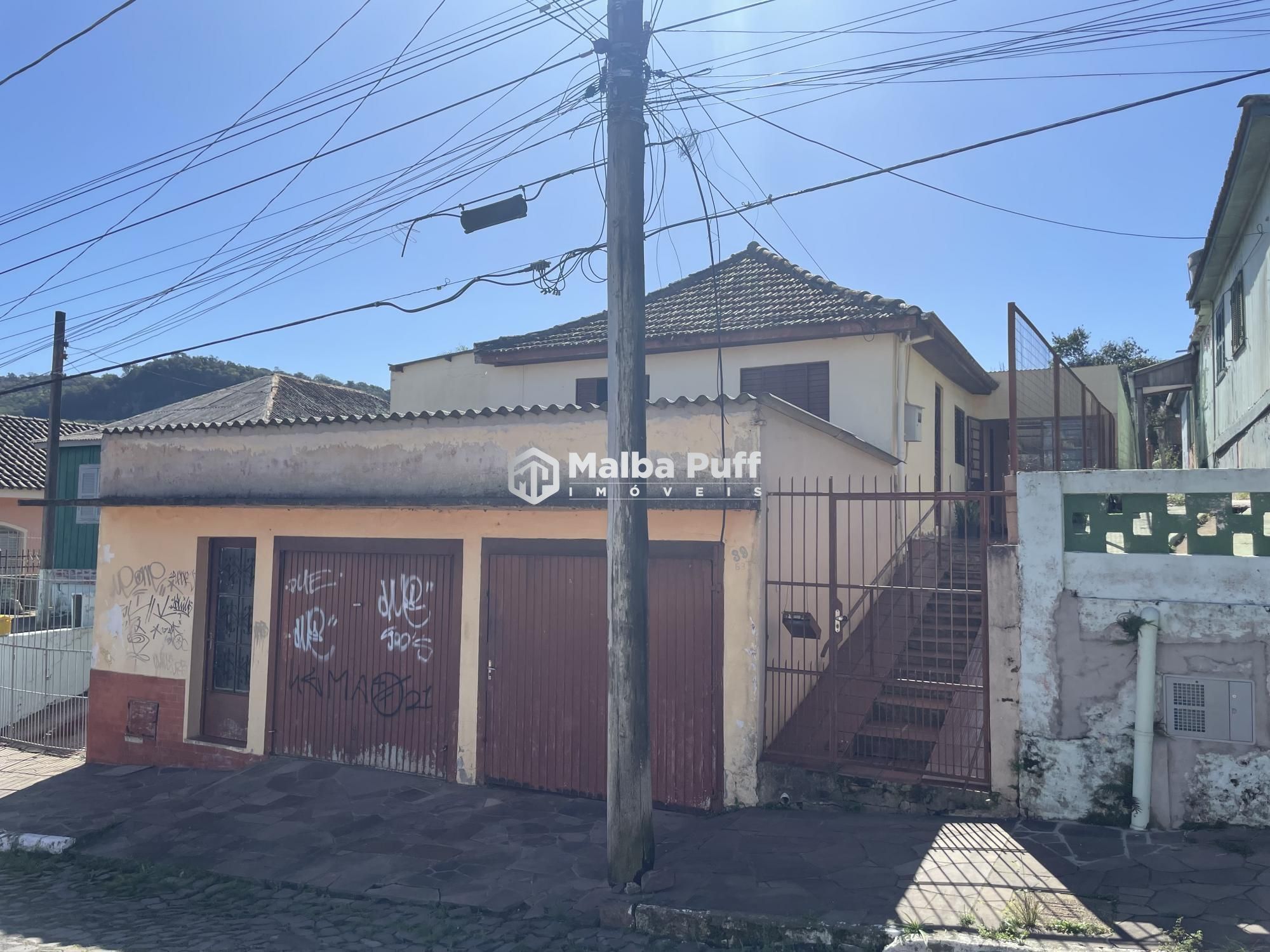 Casa à venda com 3 quartos, 145m² - Foto 2