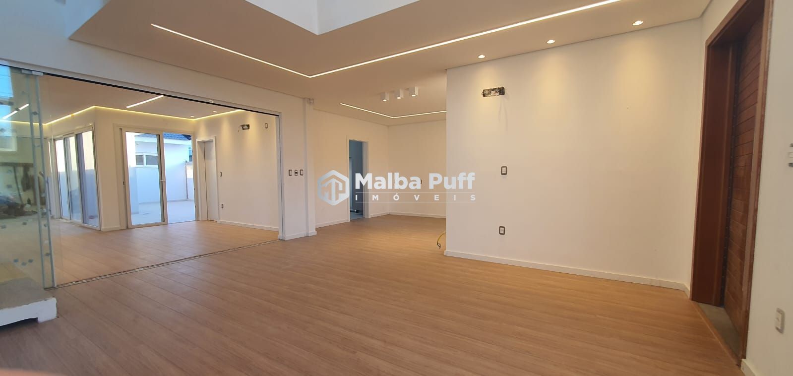 Casa à venda com 4 quartos, 307m² - Foto 36