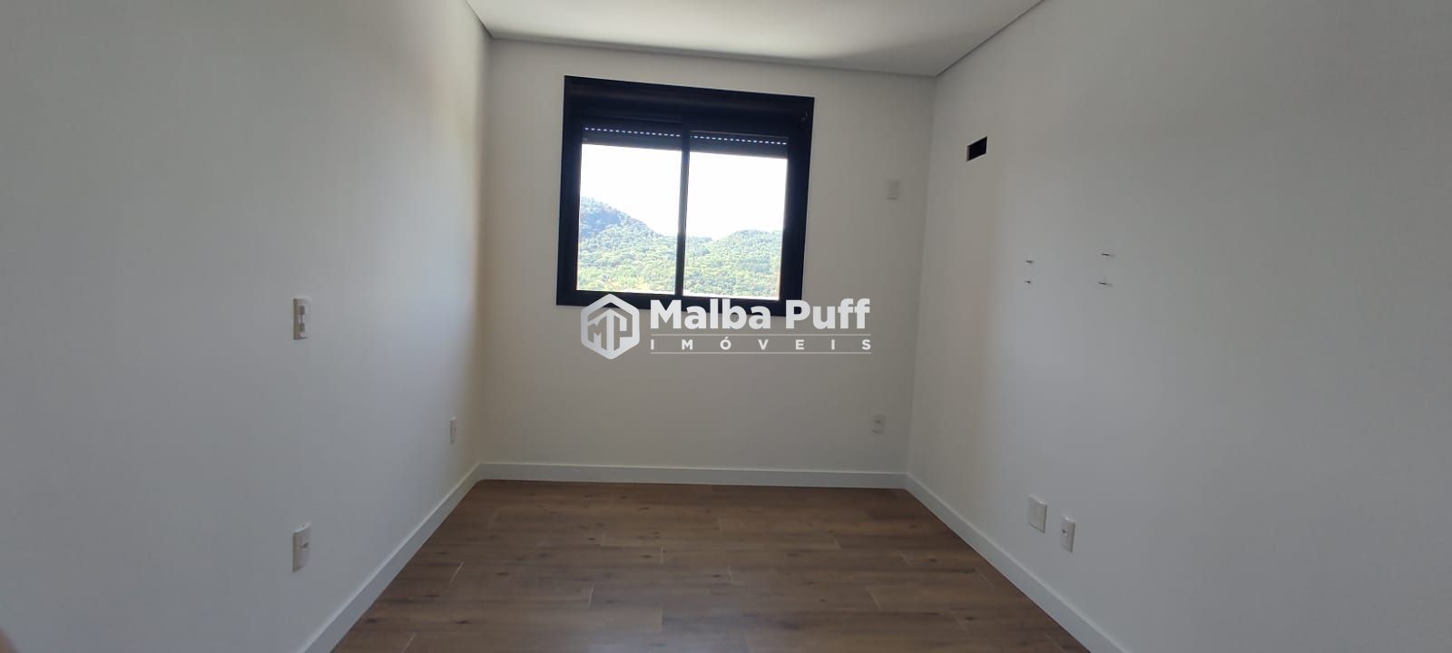 Apartamento à venda com 2 quartos, 76m² - Foto 9