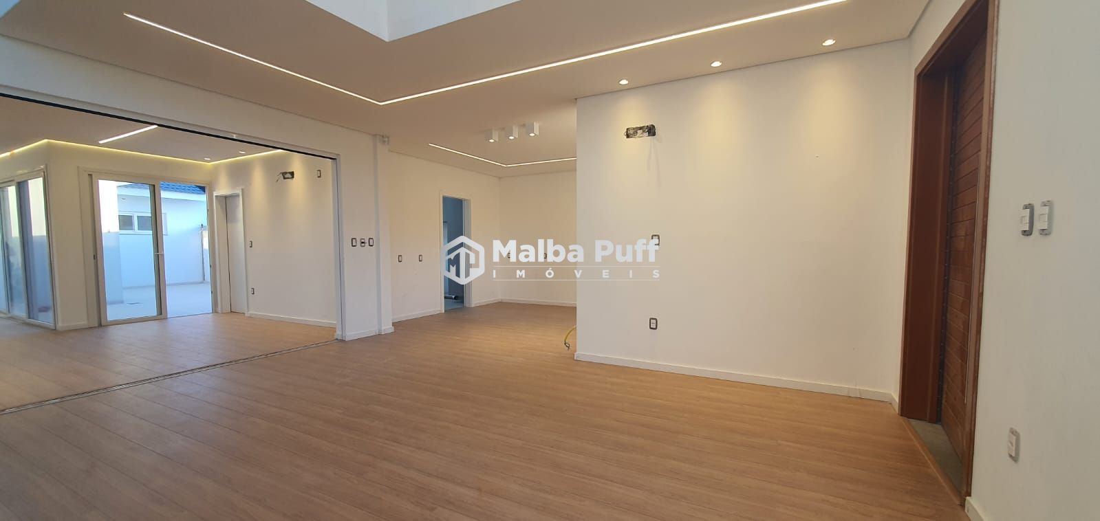 Casa à venda com 4 quartos, 307m² - Foto 34