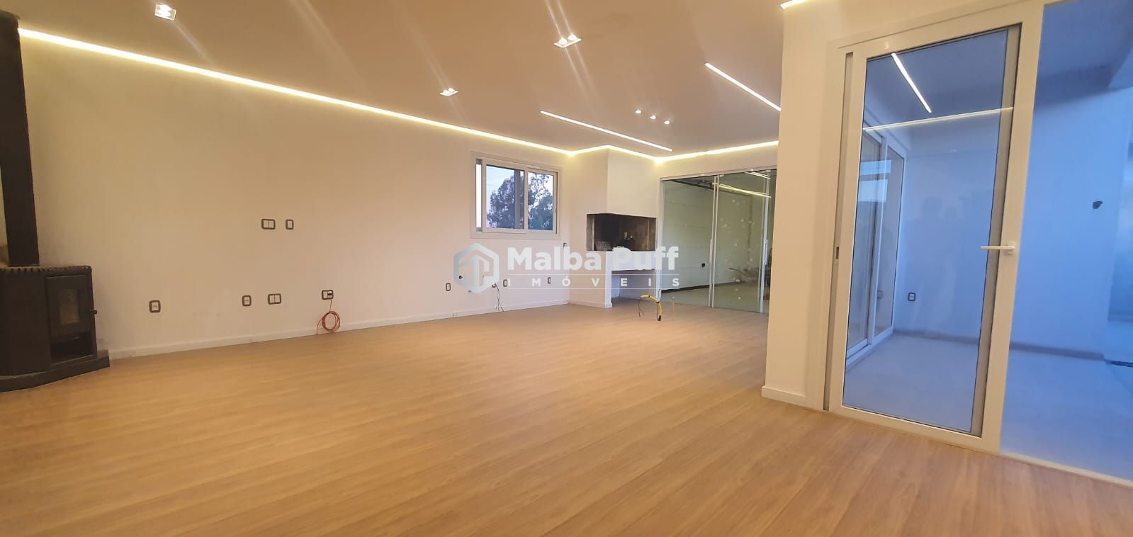 Casa à venda com 4 quartos, 307m² - Foto 12