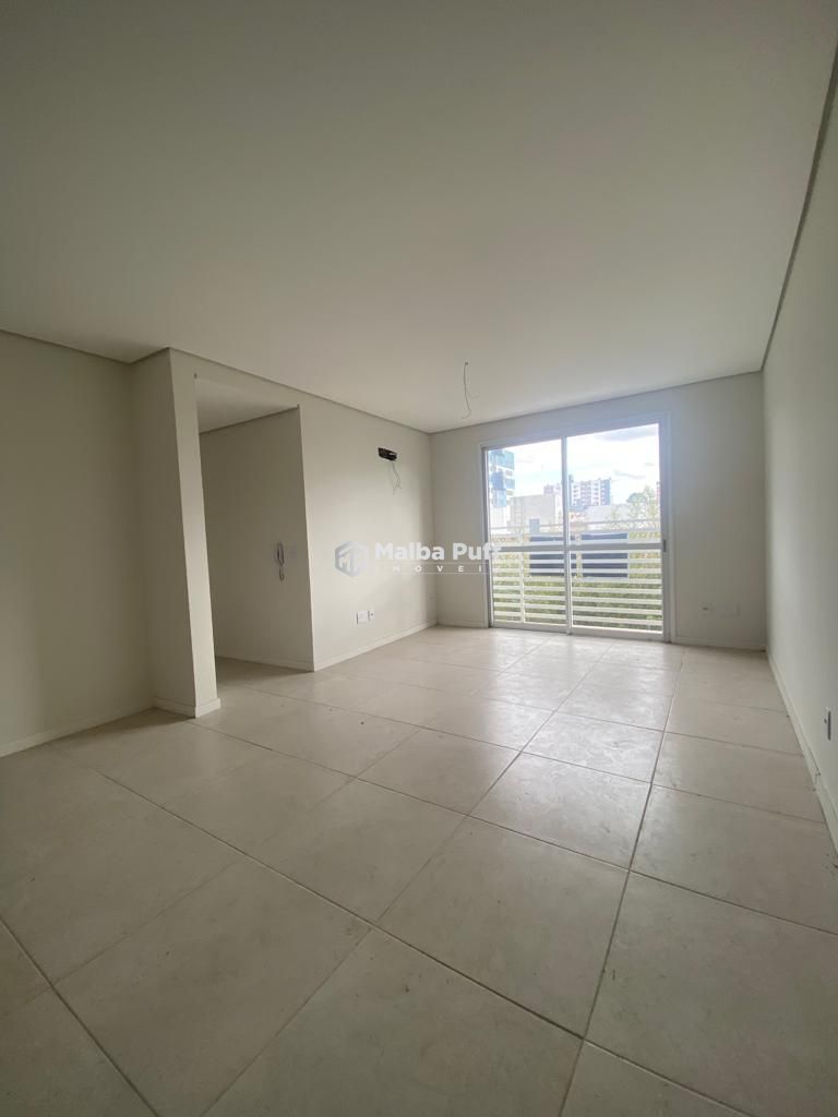 Apartamento à venda com 2 quartos, 66m² - Foto 4