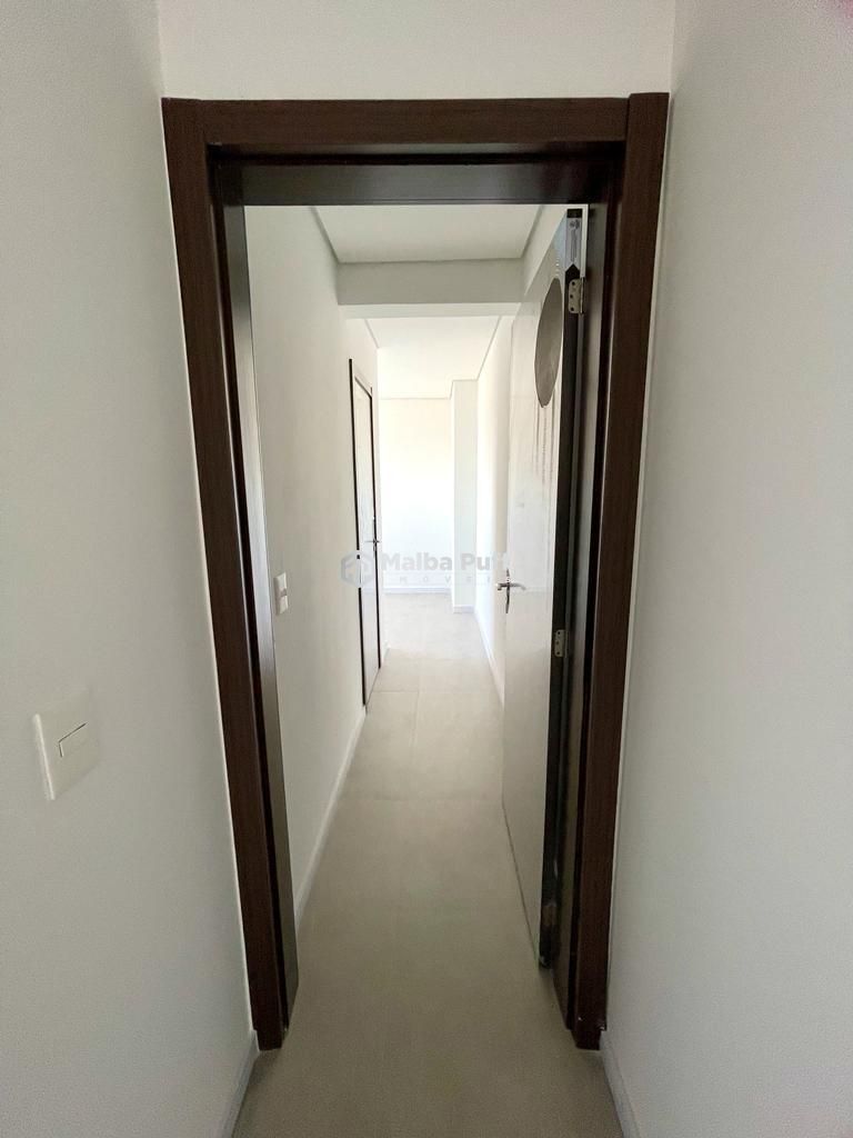 Apartamento para alugar com 2 quartos, 60m² - Foto 12